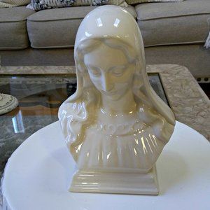 VINTAGE BLESSED Virgin MARY STATUE